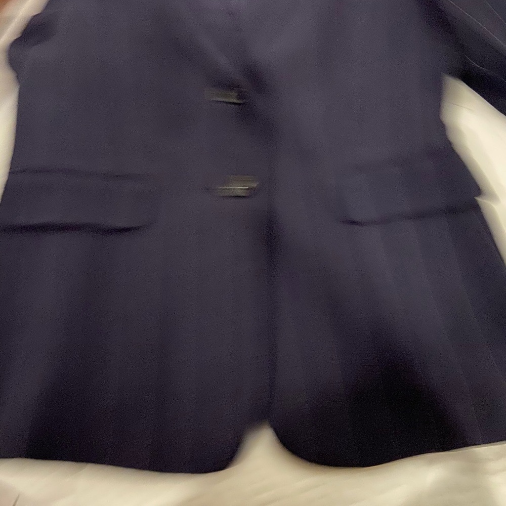 Blazer - Picture 4 of 4